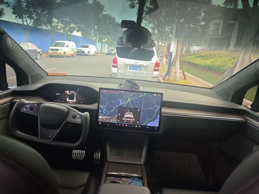 Tesla Model X 2023 car image #7