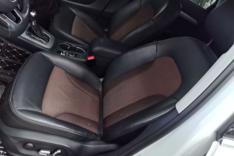 Audi Q3 2019 #15 Audi Q3 2019 car image #15