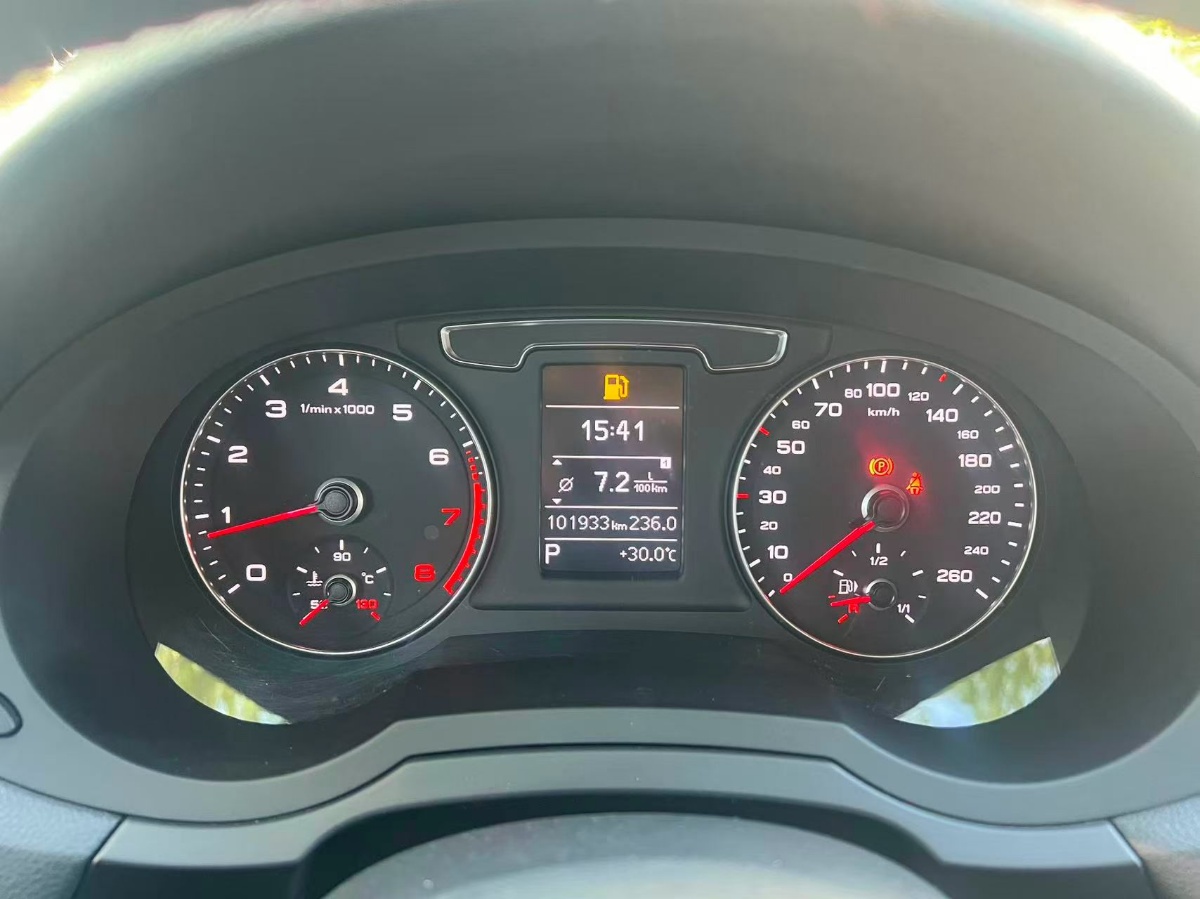 Audi Q3 2018 #4 Audi Q3 2018 car image #4