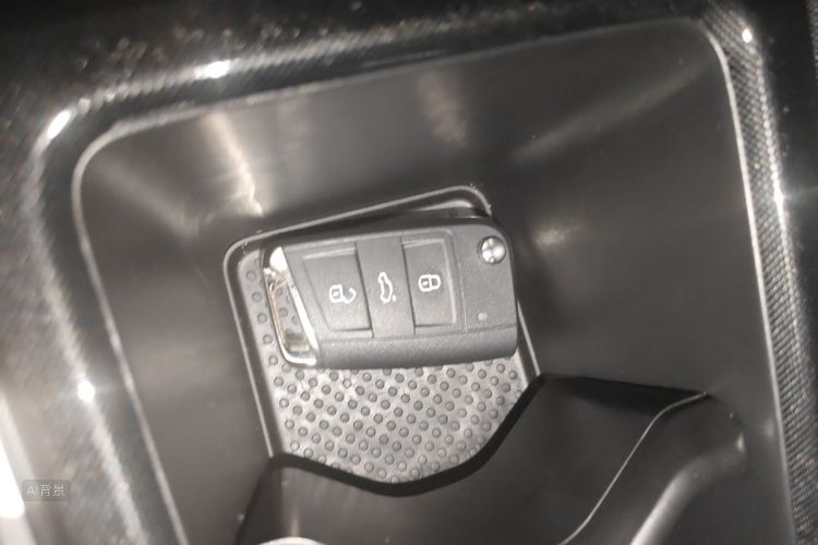 Volkswagen Tharu 2026 #10 Volkswagen Tharu 2026 car image #10