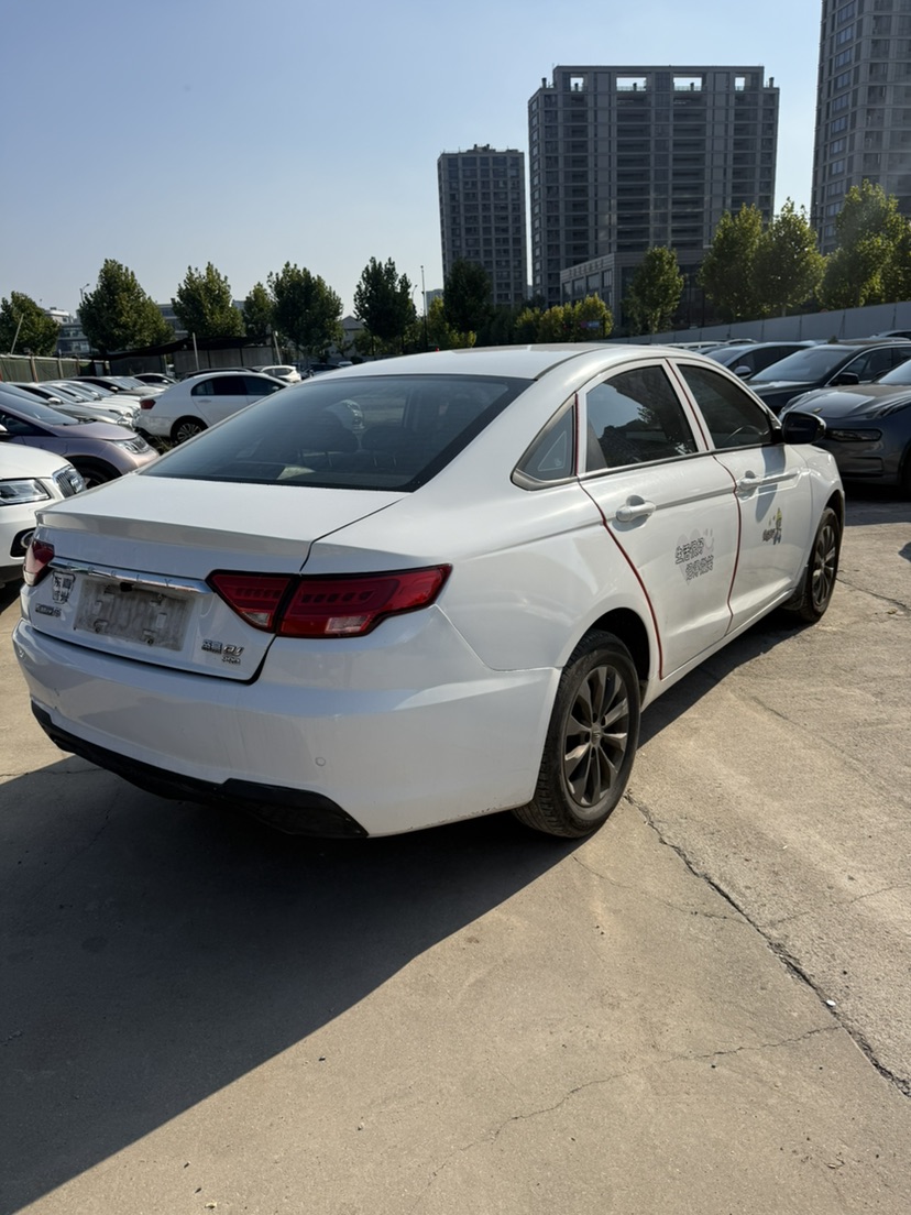 GEELY Emgrand New Energy 2021 #7 GEELY Emgrand New Energy 2021 صورة سيارة #7