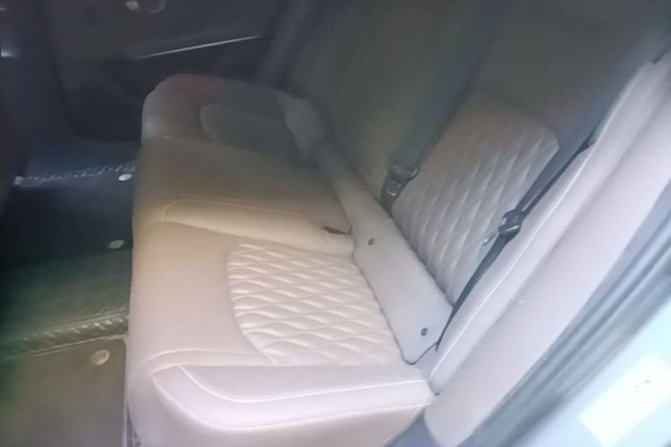 BYD Han 2023 #17 BYD Han 2023 car image #17