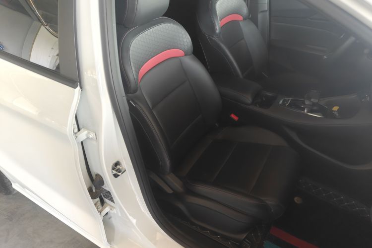 MG 5 2025 car image #24
