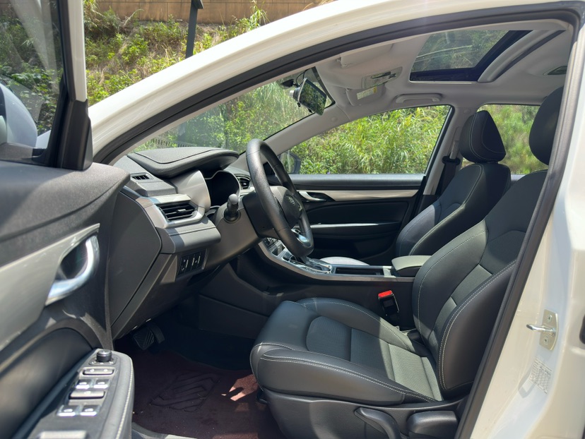 GEELY Emgrand 2020 car image #7