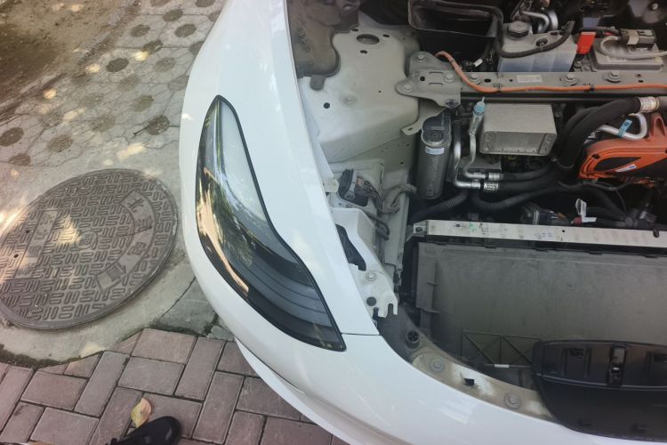Tesla Model 3 2023 car image #28