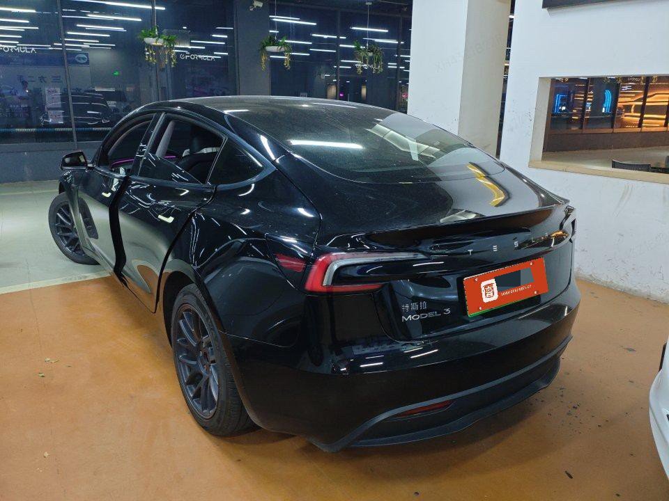 Tesla Model 3 2023 imagen de coche #4
