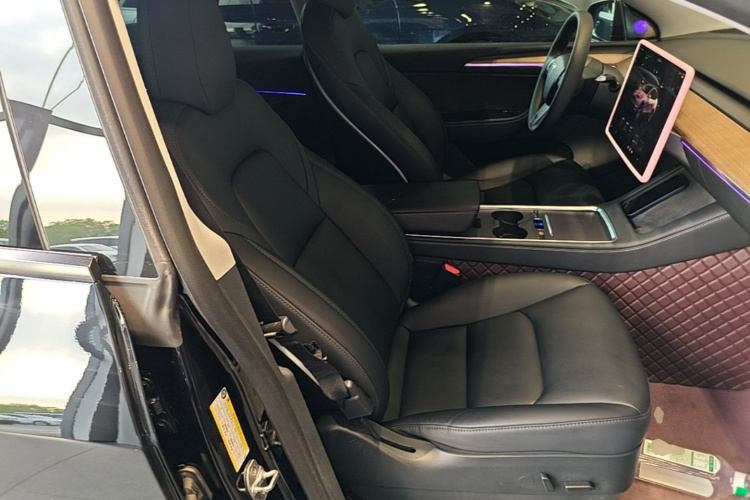 Tesla Model Y 2022 #24 Tesla Model Y 2022 car image #24