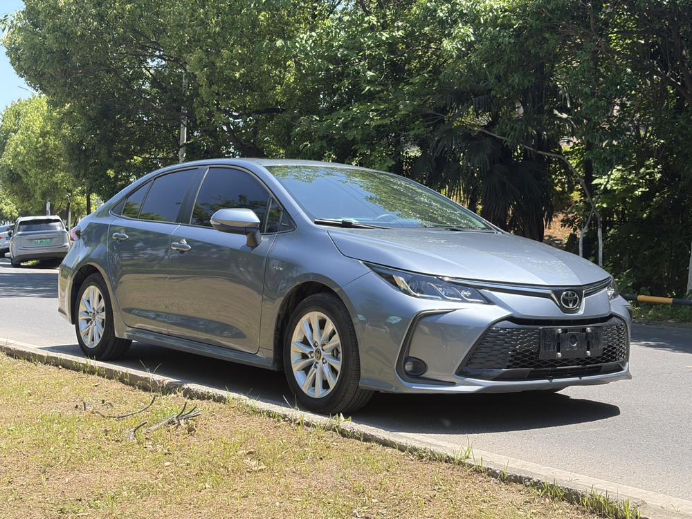 Toyota Corolla 2025 imagen de coche #3