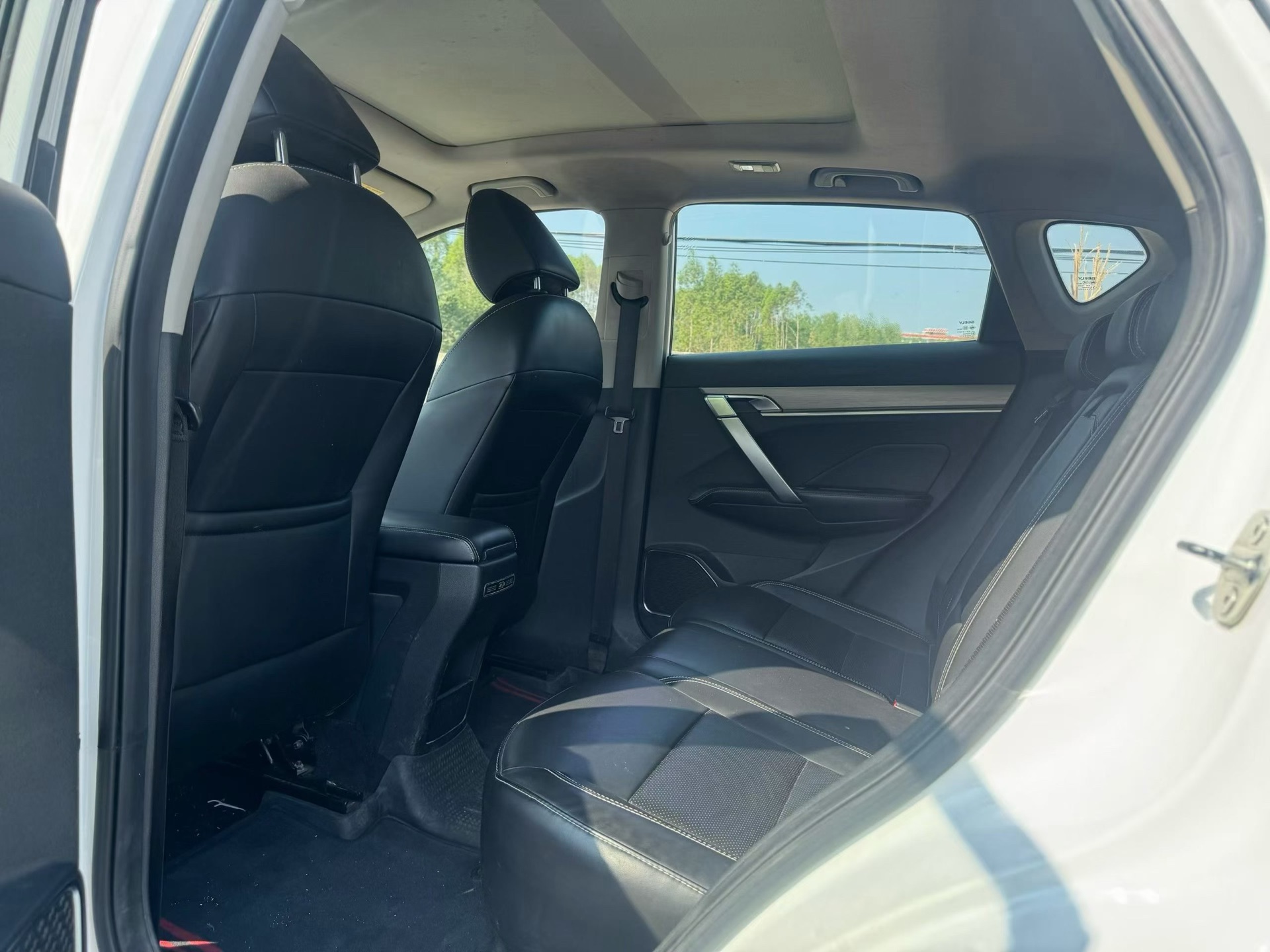 GEELY Coolray 2019 car image #5
