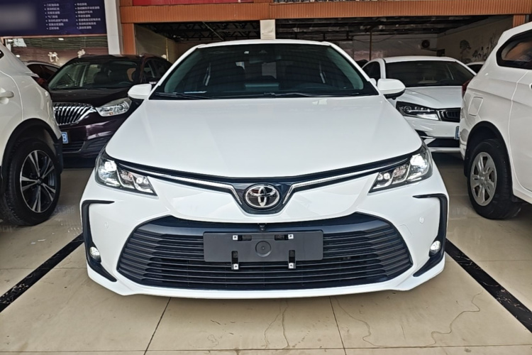 Toyota Corolla 2025 car image #3