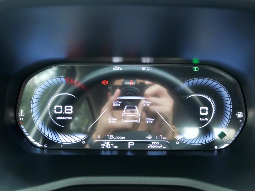 GEELY Emgrand 2021 #11 GEELY Emgrand 2021 car image #11