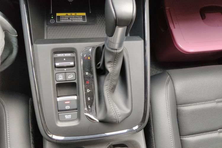 Honda CR-V 2025 car image #14