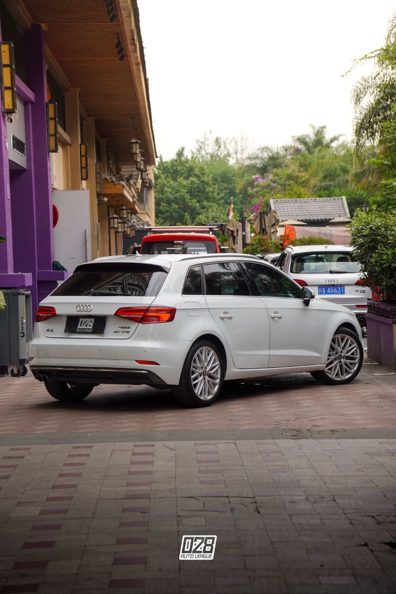 Audi A3 2018 car image #8