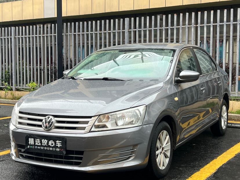 Volkswagen Santana 2014 immagine di auto 