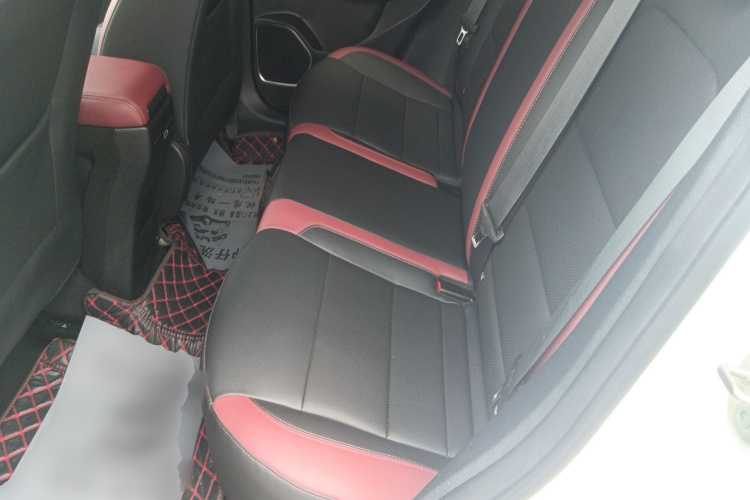 GEELY Coolray 2022 car image #13