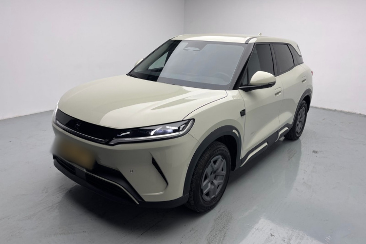 BYD YuanUP 2025 #2 BYD YuanUP 2025 car image #2