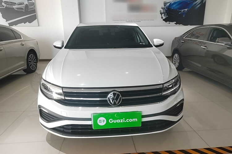 Volkswagen Bora 2023 car image #3