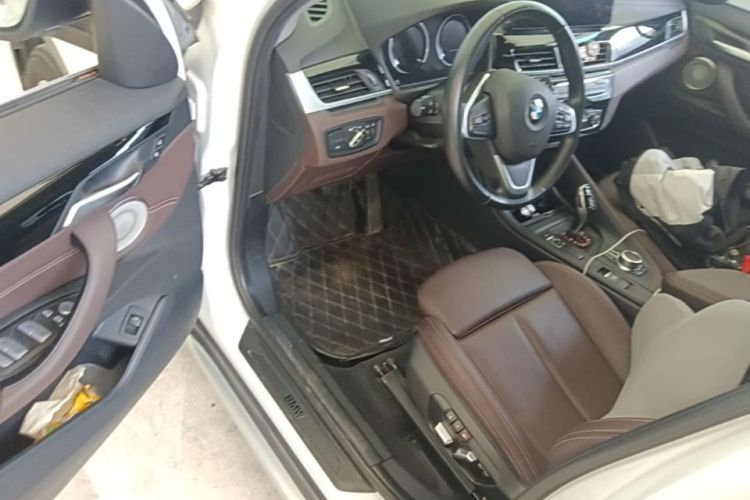 BMW X1 2023 car image #18