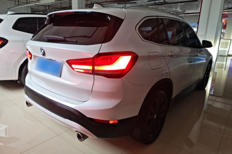 BMW X1 2021 car image #7