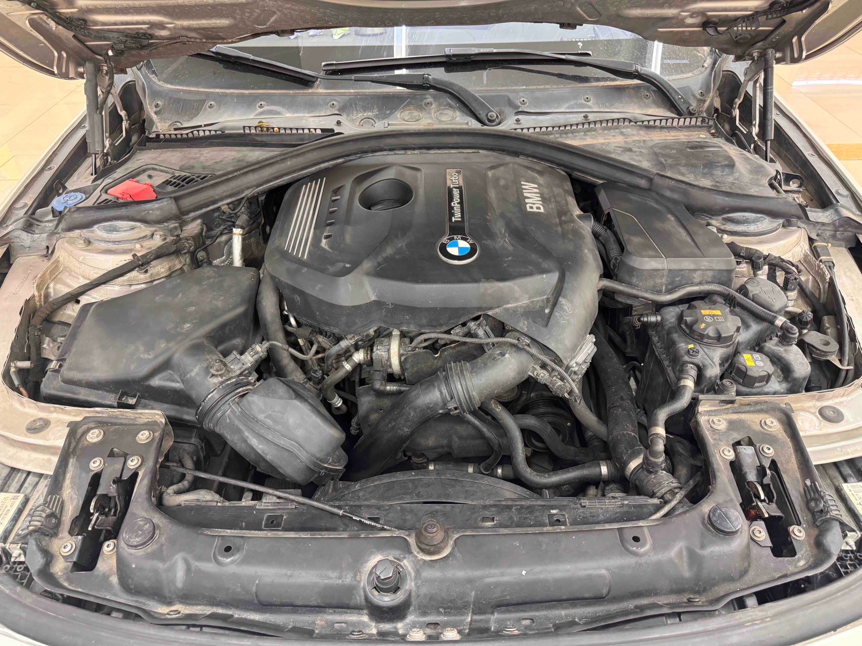 BMW 3 Series 2018 #10 BMW 3 Series 2018 car image #10