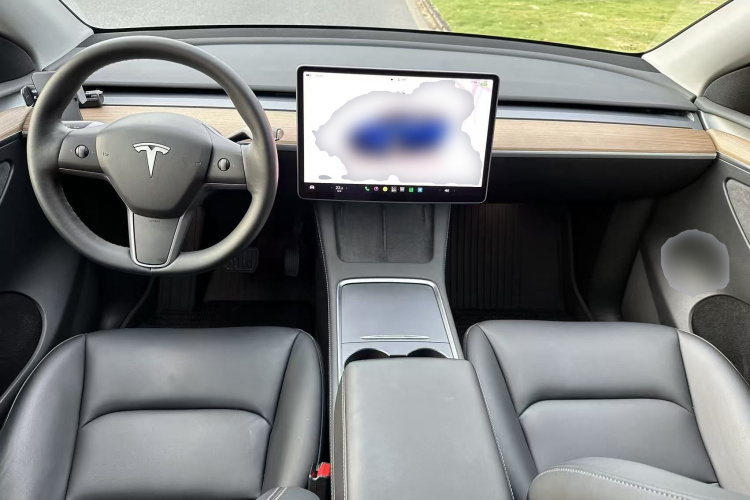Tesla Model Y 2022 #10 Tesla Model Y 2022 car image #10