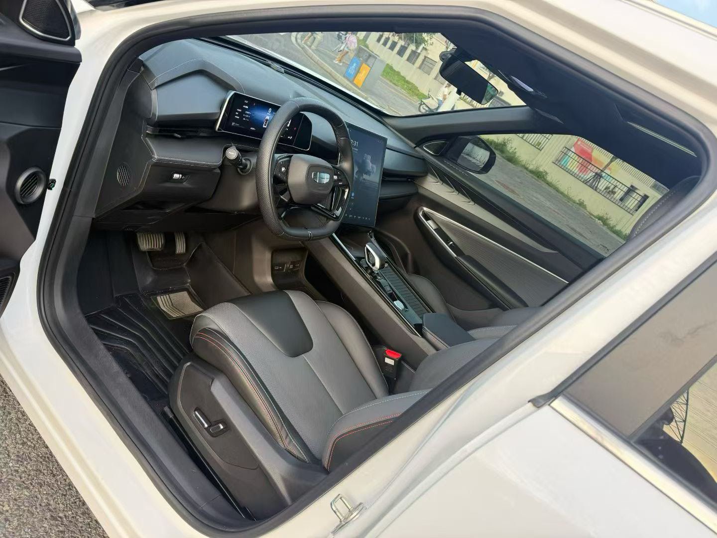 GEELY Boyue 2024 car image #4