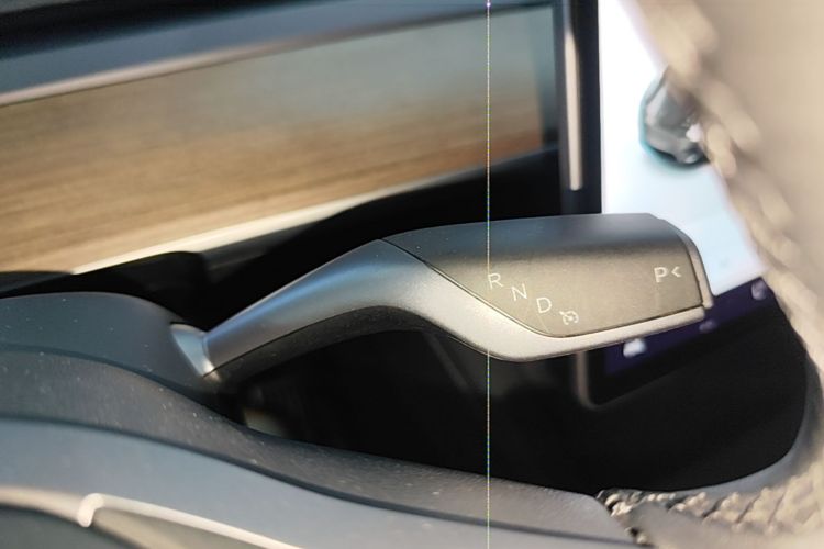 Tesla Model Y 2021 #14 Tesla Model Y 2021 car image #14