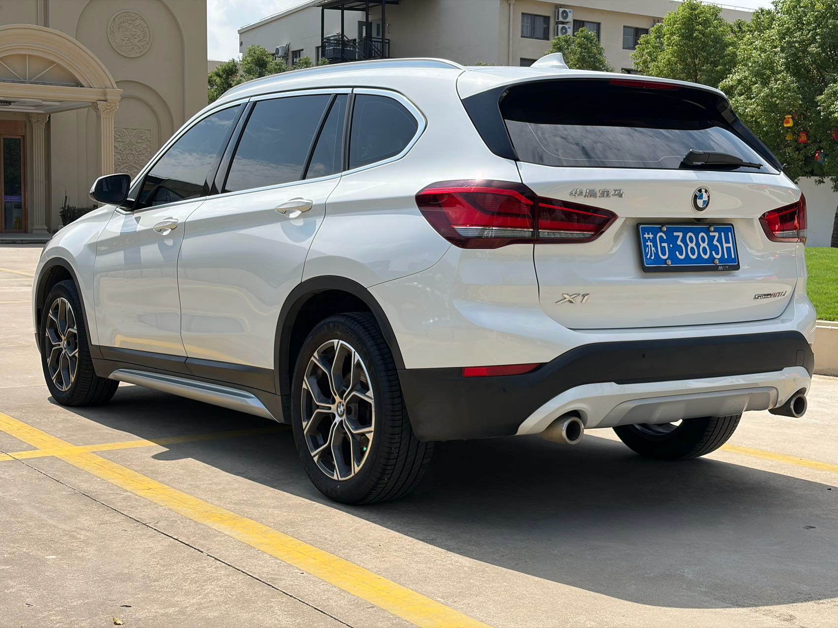 BMW X1 2022 car image #4