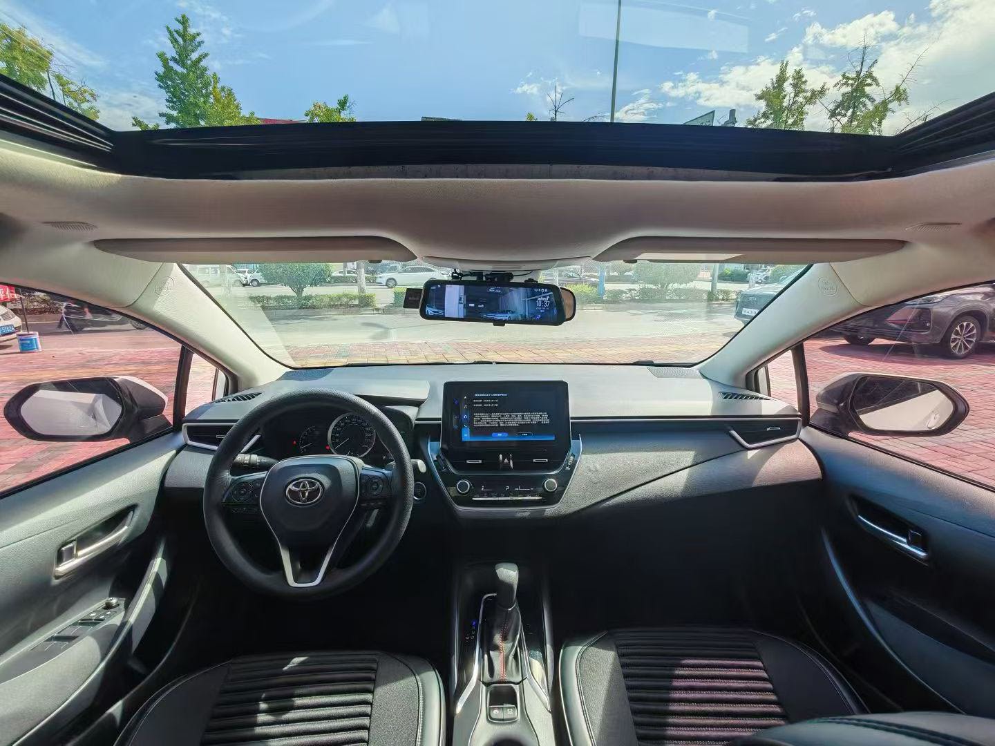 Toyota Corolla 2025 car image #5
