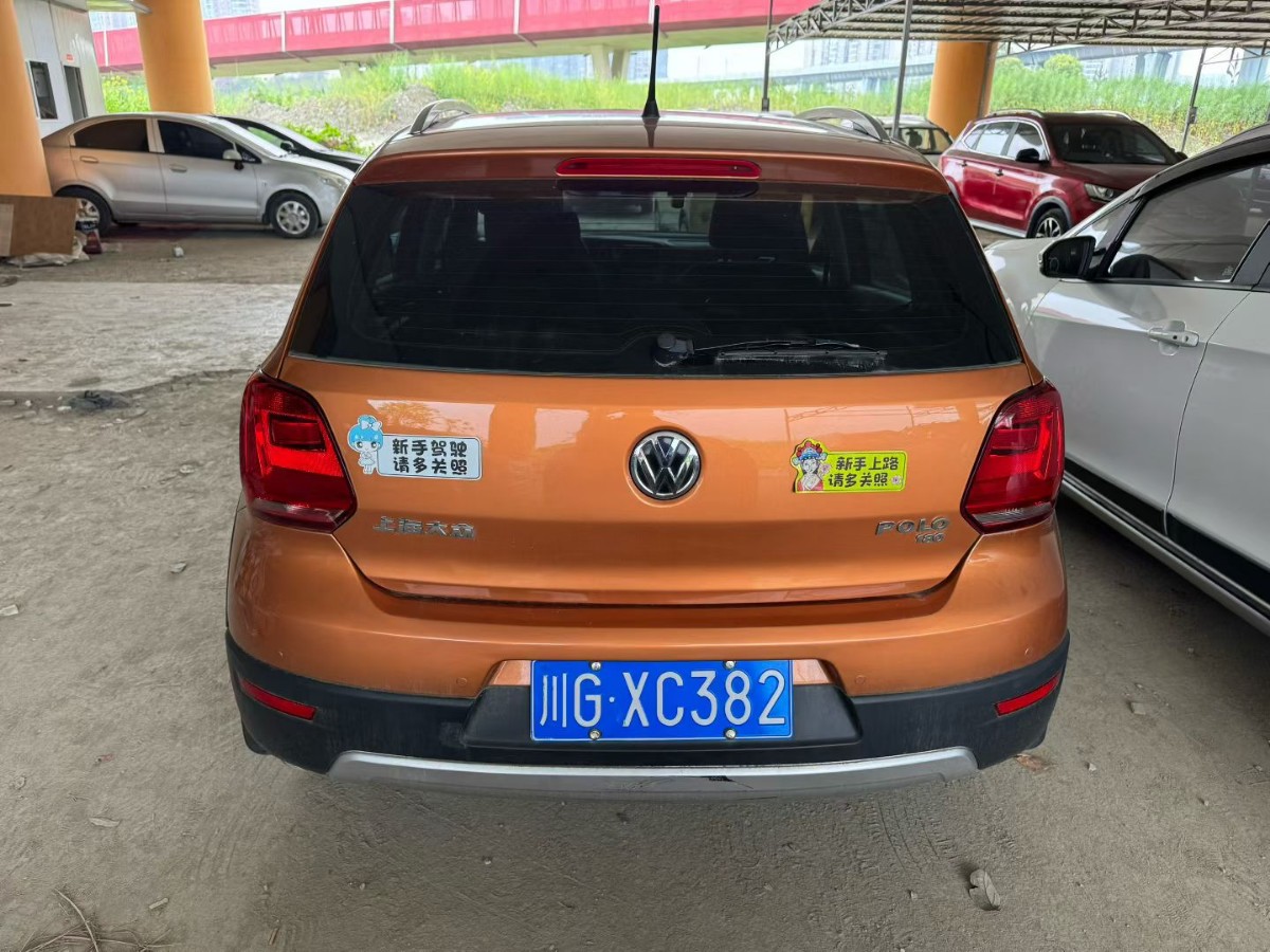 Volkswagen Polo 2016 car image #5