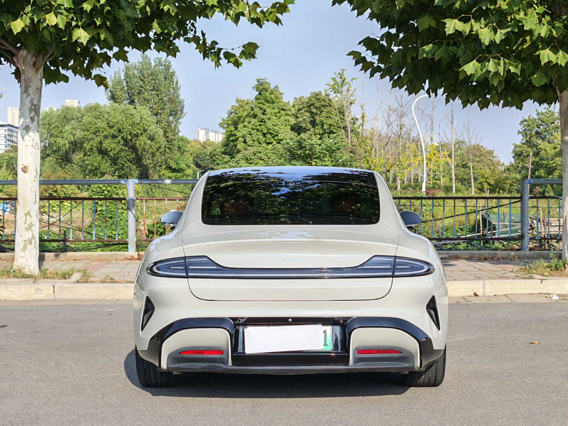 MI SU7 2025 car image #8