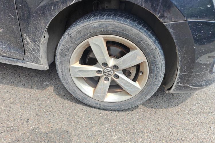Volkswagen Santana 2016 car image #9