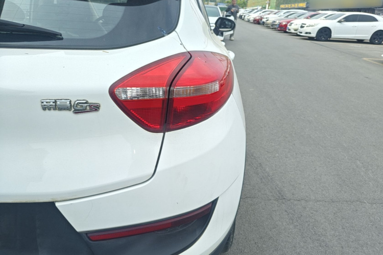 GEELY Emgrand GS 2016 #8 GEELY Emgrand GS 2016 car image #8