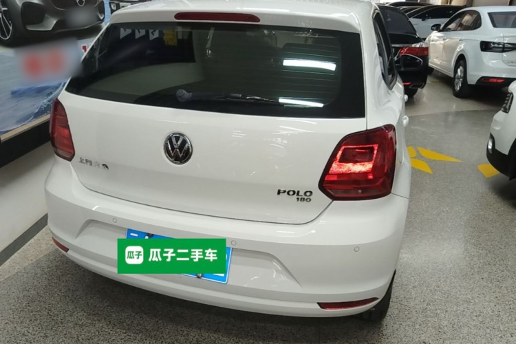 Volkswagen Polo 2017 car image #4