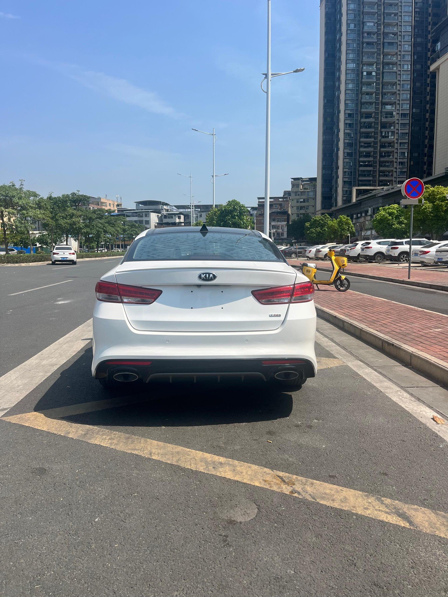 GEELY Emgrand GL 2019 car image #8