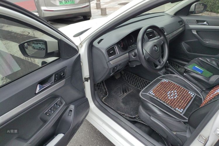 Volkswagen Lavida 2019 car image #18