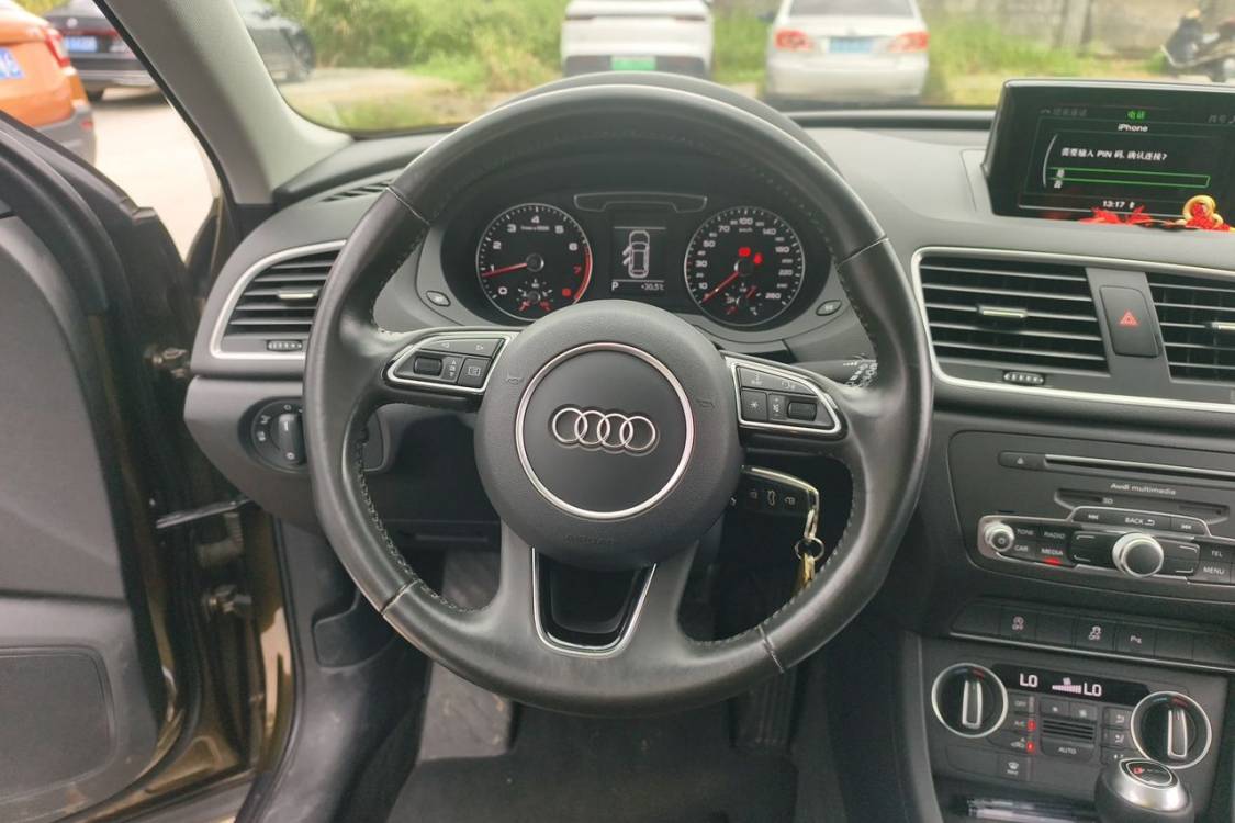 Audi Q3 2018 #22 Audi Q3 2018 car image #22