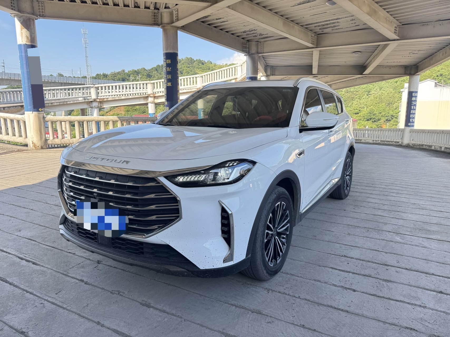 Jetour X70 PLUS 2022 car image 