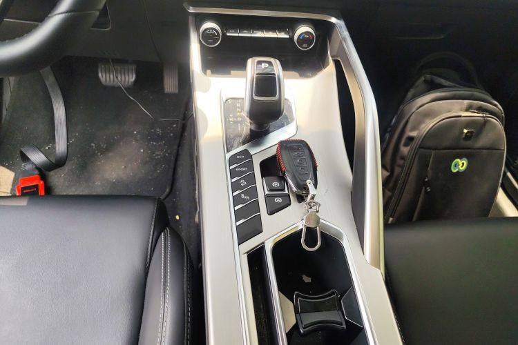 GEELY Coolray 2020 immagine di auto #14