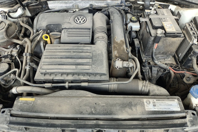 Volkswagen Golf 2019 car image #22
