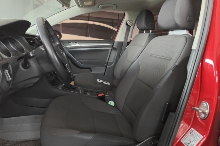 Volkswagen Golf 2015 car image #15