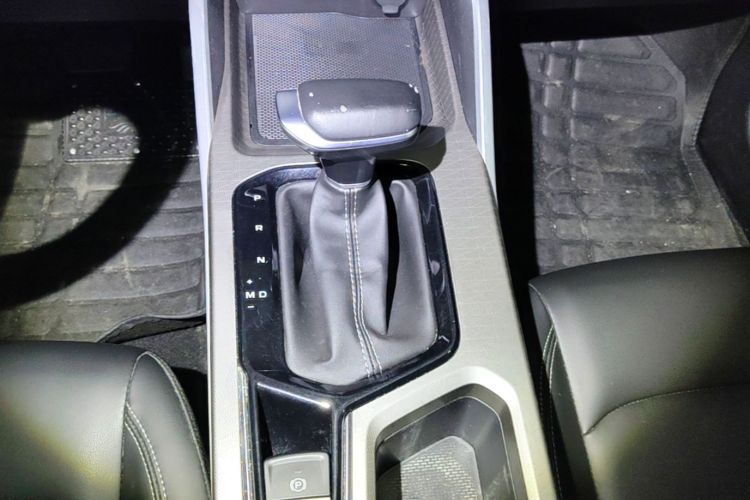 GEELY Emgrand 2024 #14 GEELY Emgrand 2024 imagen de coche #14
