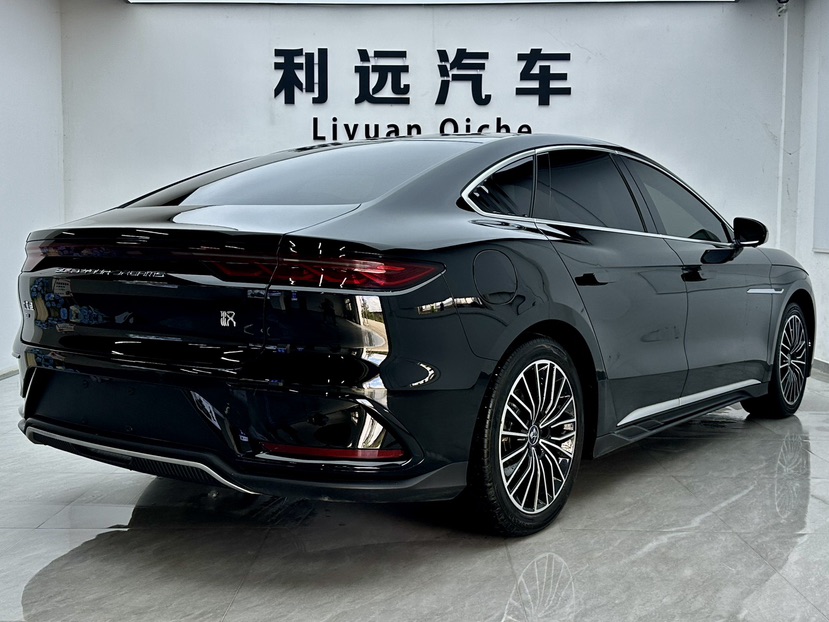 BYD Han 2024 #3 BYD Han 2024 car image #3