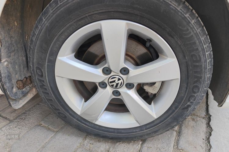 Volkswagen Lavida 2017 car image #9