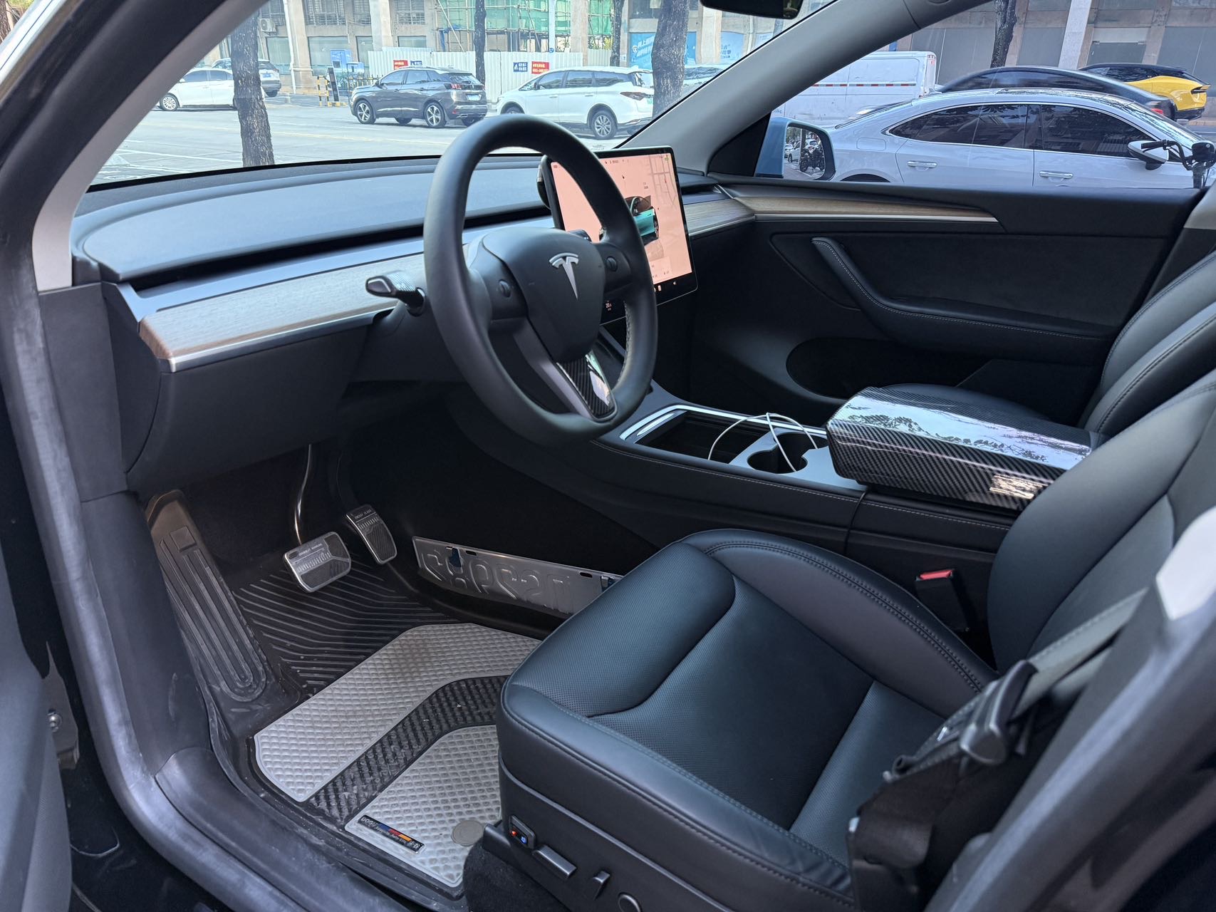 Tesla Model Y 2023 #5 Tesla Model Y 2023 immagine di auto #5