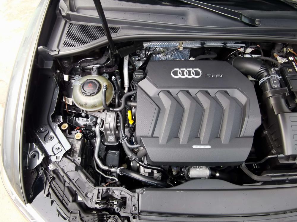 Audi Q3 2019 #20 Audi Q3 2019 car image #20