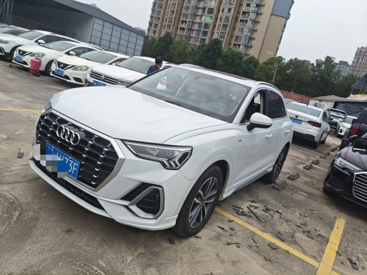 Audi Q3 2023 image de voiture #2