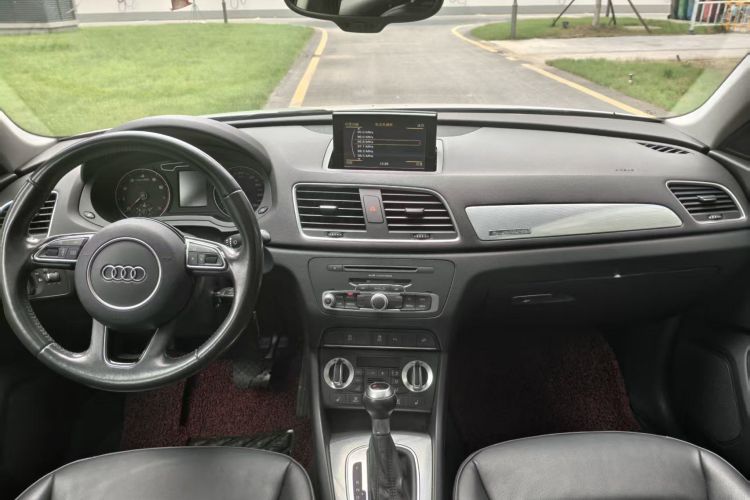Audi Q3 2015 #10 Audi Q3 2015 car image #10