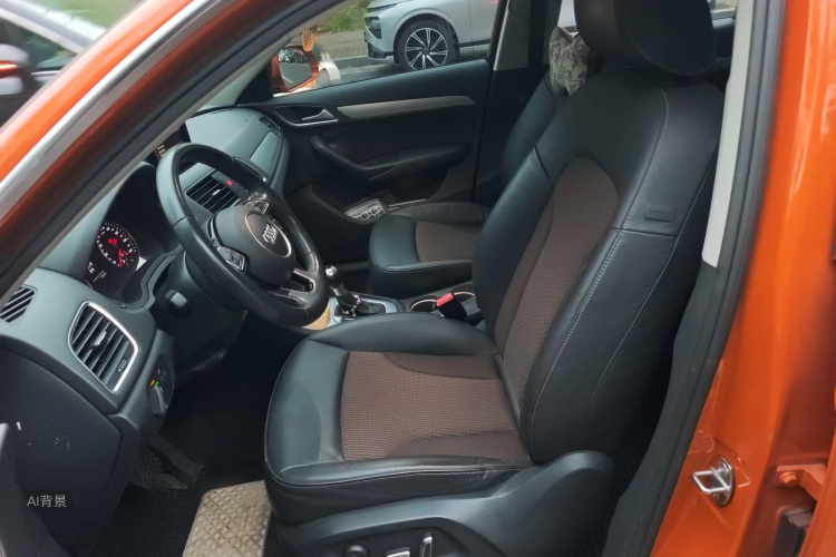 Audi Q3 2017 car image #17