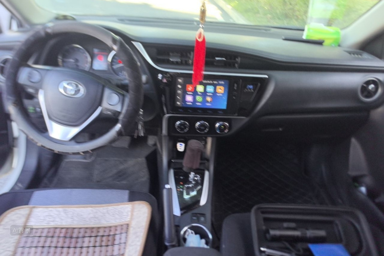Toyota Corolla 2018 car image #11